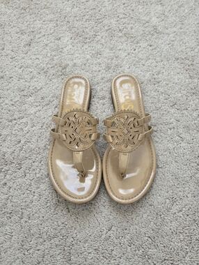 Circus By Sam Edelman Tan Sandals Size 6